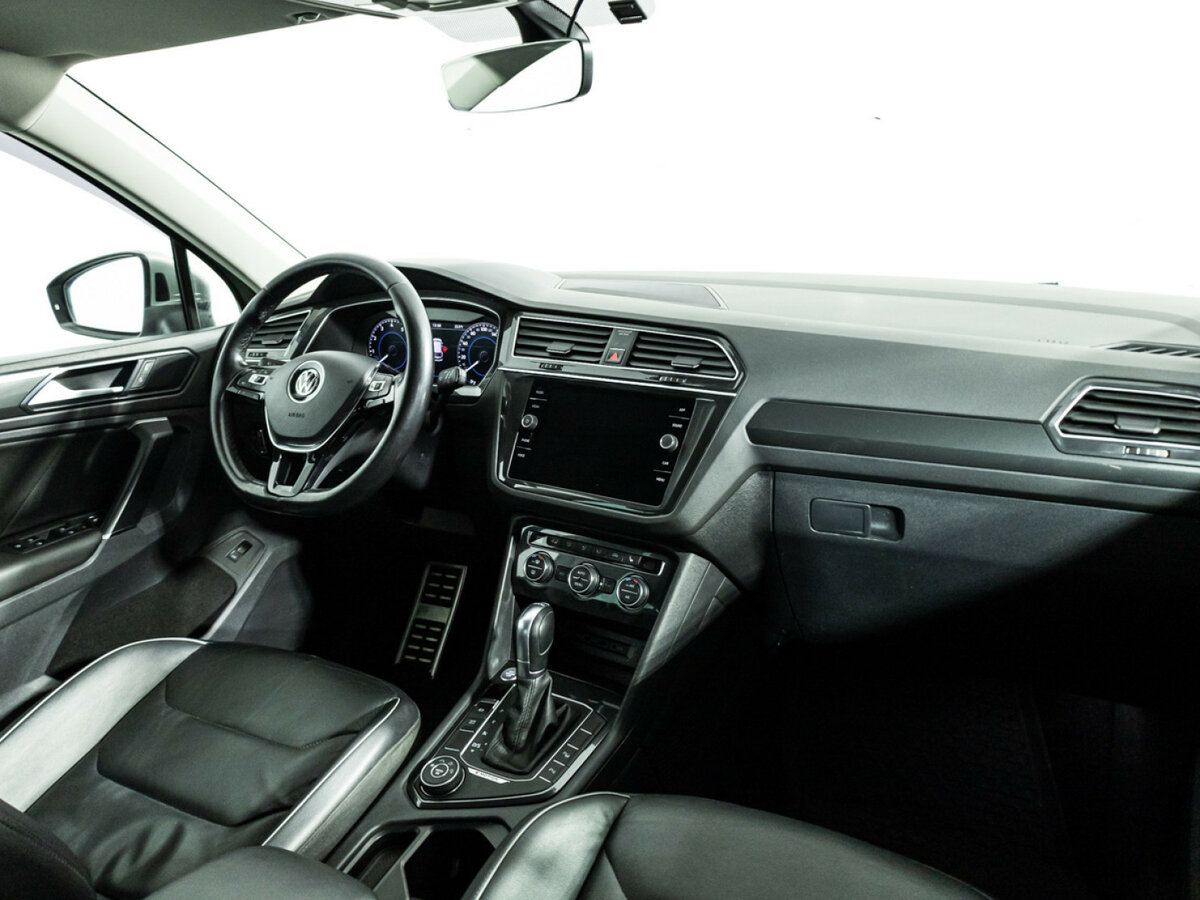 Volkswagen Tiguan б/у, 2018, Роботизированная. Фото: #8