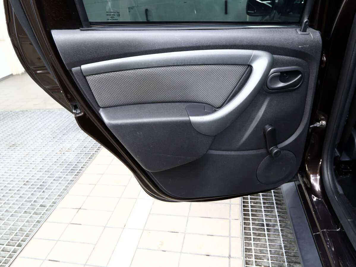 Renault Duster б/у, 2016, Автоматическая. Фото: #15