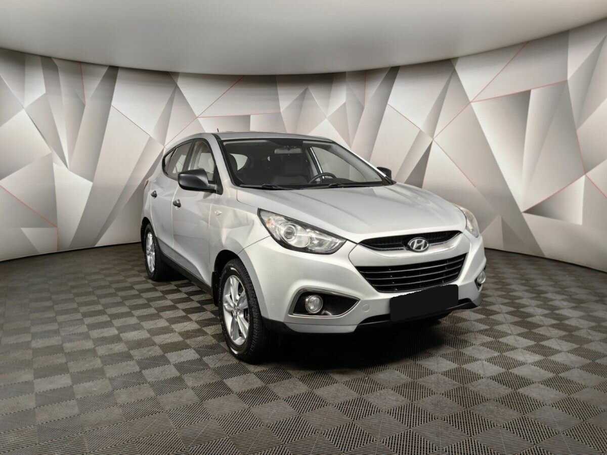 Hyundai ix35 б/у, 2013, Механическая. Фото: #2