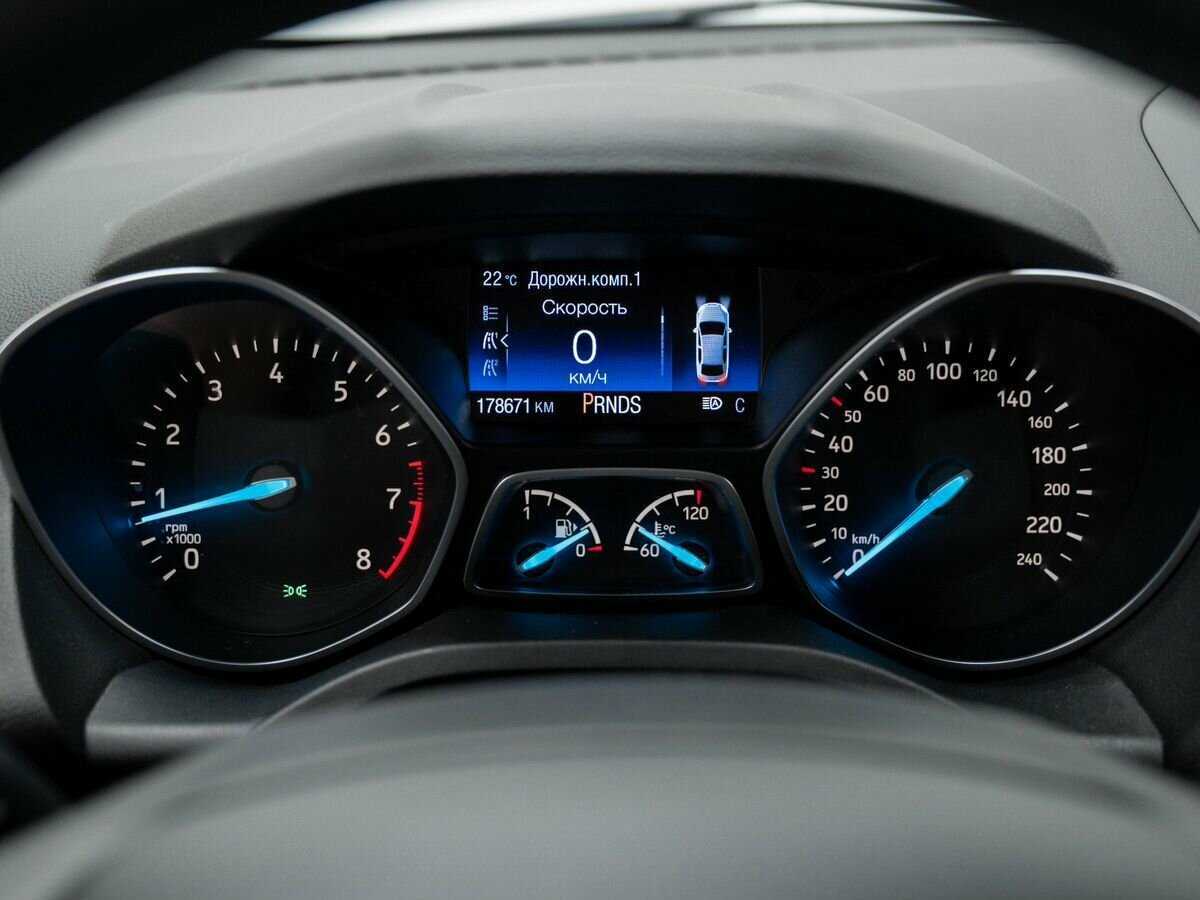 Ford Kuga б/у, 2016, Автоматическая. Фото: #21