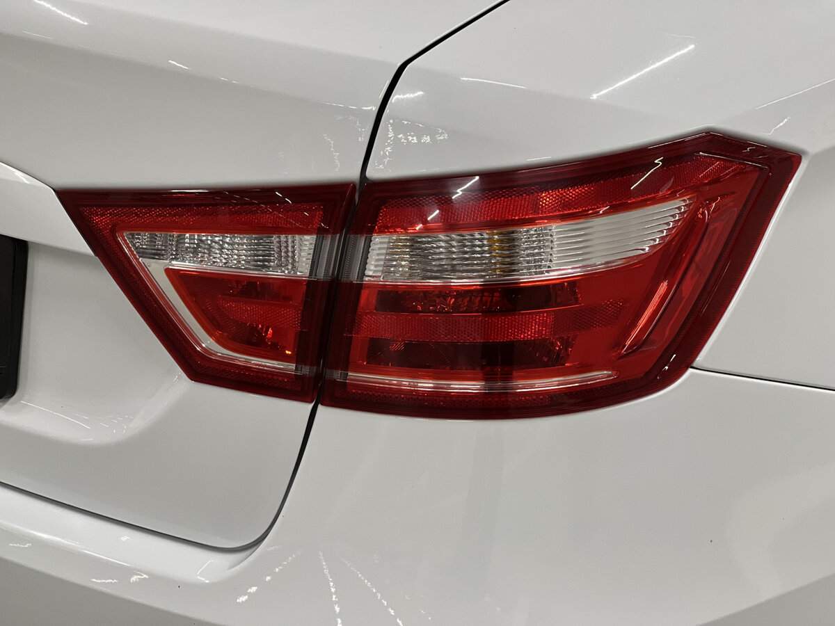 Lada (ВАЗ) Vesta б/у, 2018, Механическая. Фото: #8