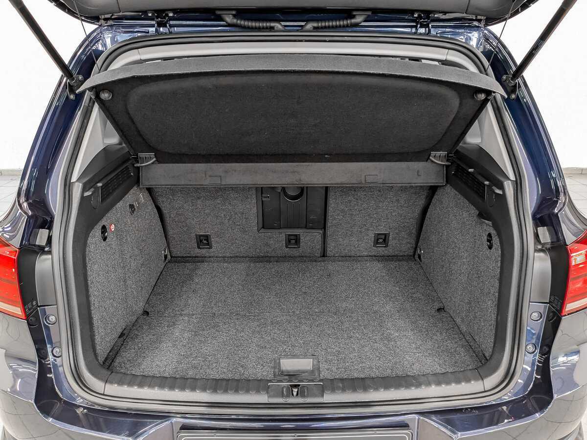 Volkswagen Tiguan б/у, 2016, Автоматическая. Фото: #9