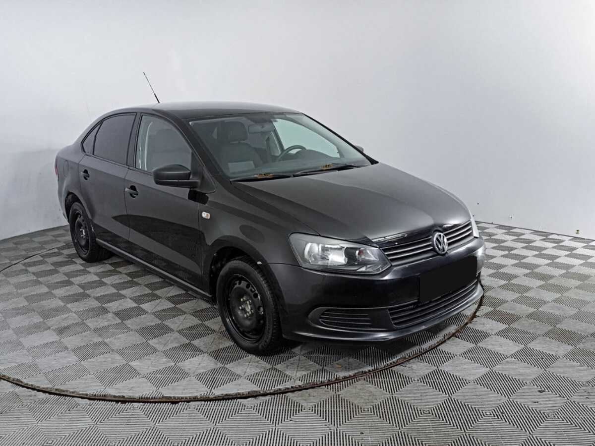 Volkswagen Polo б/у, 2012, Механическая. Фото: #2