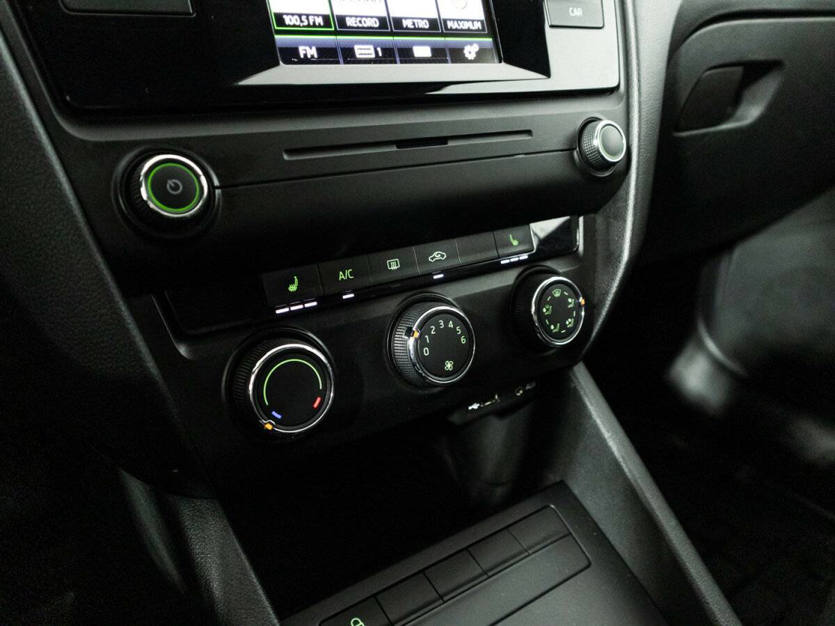 Skoda Octavia б/у, 2016, Автоматическая. Фото: #16