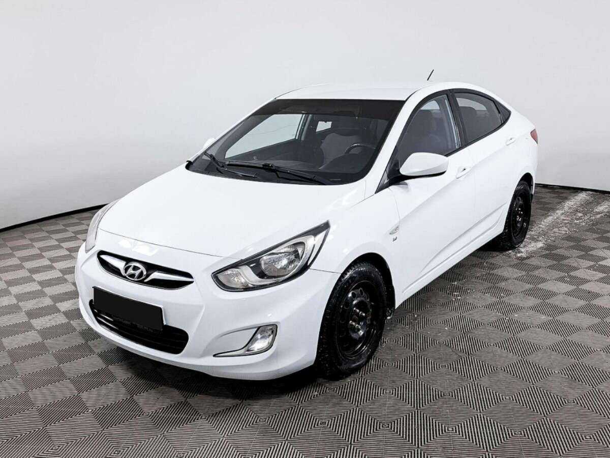 Hyundai Solaris б/у, 2013, Автоматическая. Фото: #0