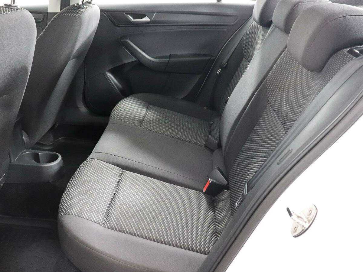 Volkswagen Polo б/у, 2022, Автоматическая. Фото: #8