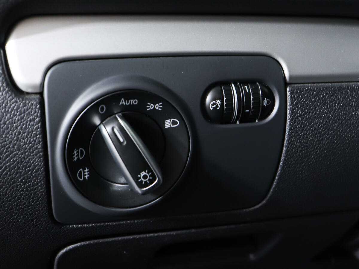 Volkswagen Golf б/у, 2012, Роботизированная. Фото: #12