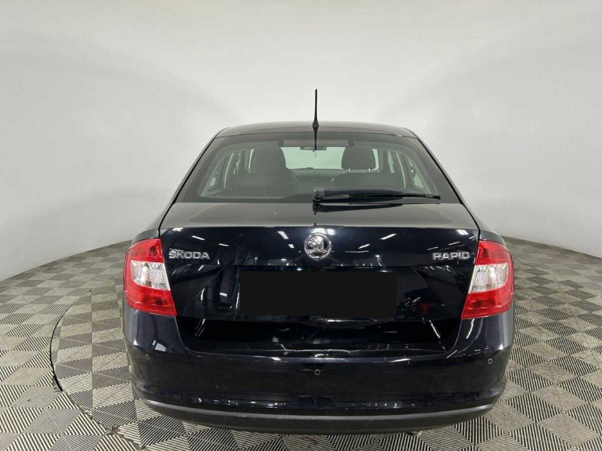 Skoda Rapid б/у, 2014, Автоматическая. Фото: #2