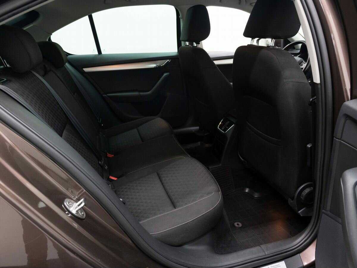 Skoda Octavia б/у, 2016, Роботизированная. Фото: #11