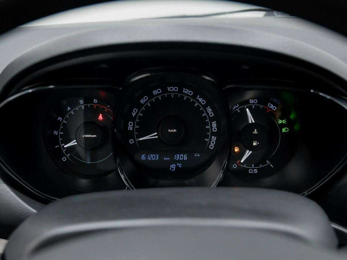 Lada (ВАЗ) Vesta б/у, 2015, Механическая. Фото: #21