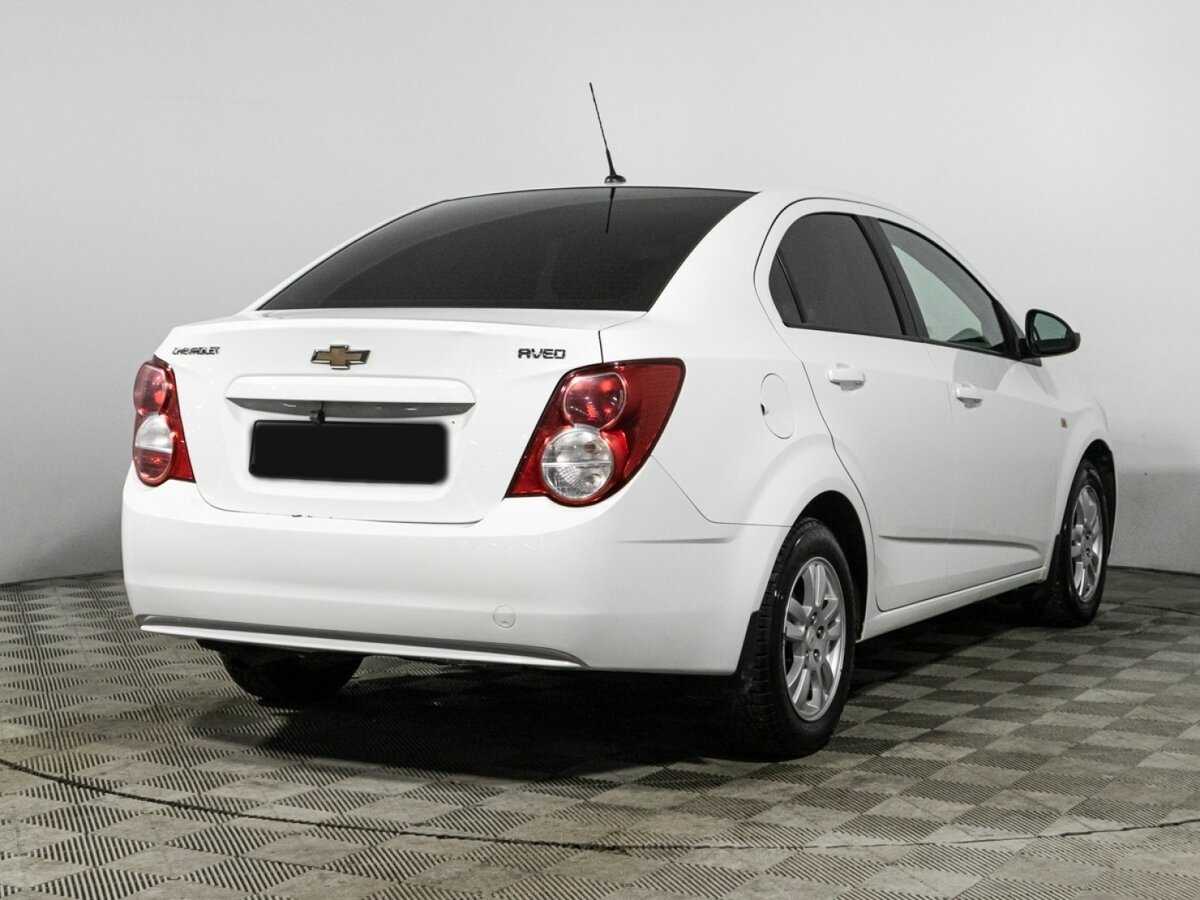 Chevrolet Aveo б/у, 2015, Автоматическая. Фото: #4