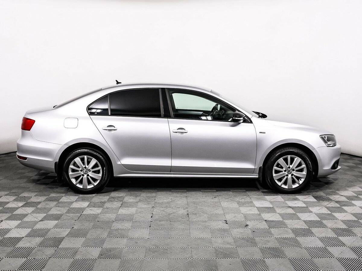 Volkswagen Jetta б/у, 2013, Автоматическая. Фото: #3