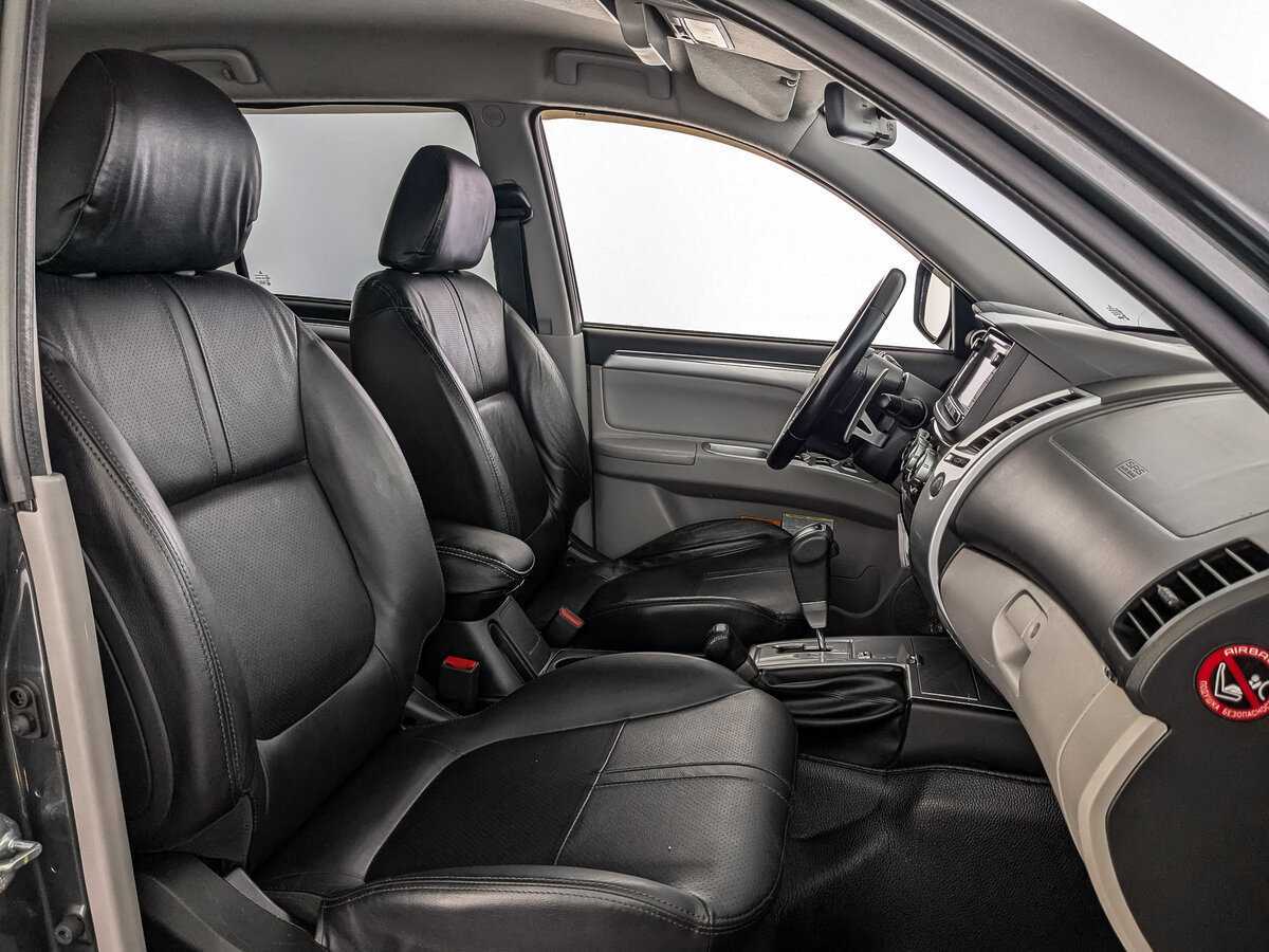 Mitsubishi Pajero Sport б/у, 2013, Автоматическая. Фото: #23