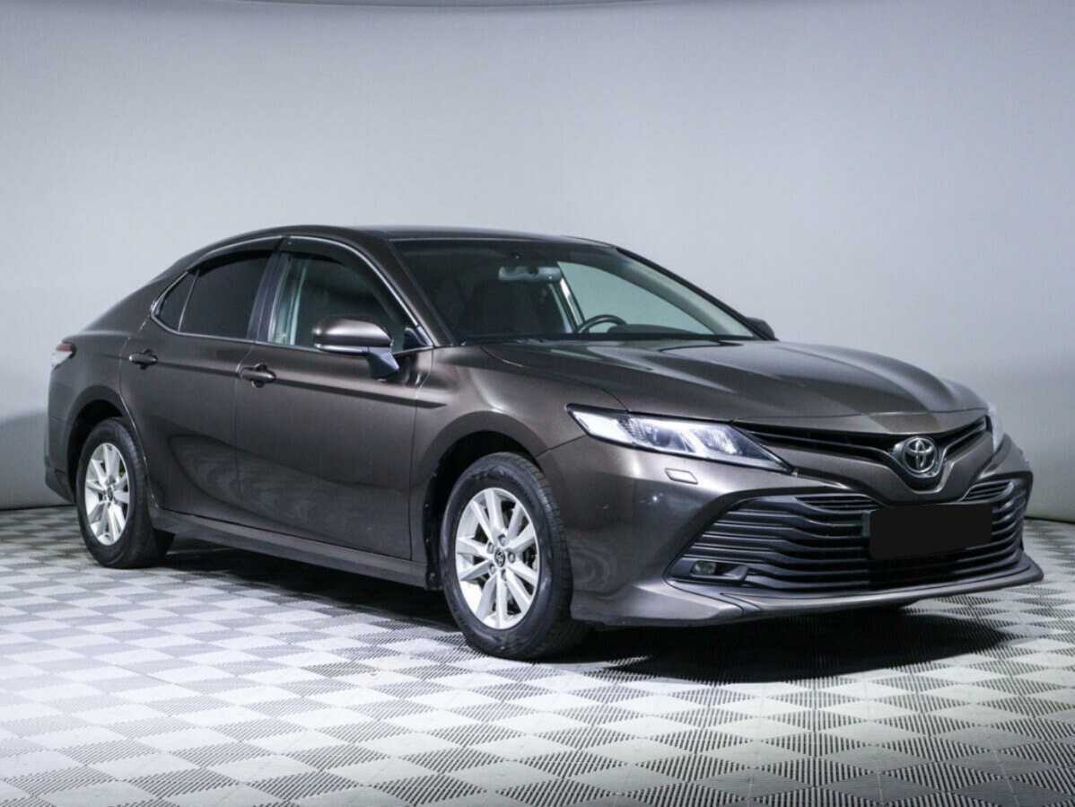 Toyota Camry б/у, 2020, Автоматическая. Фото: #2