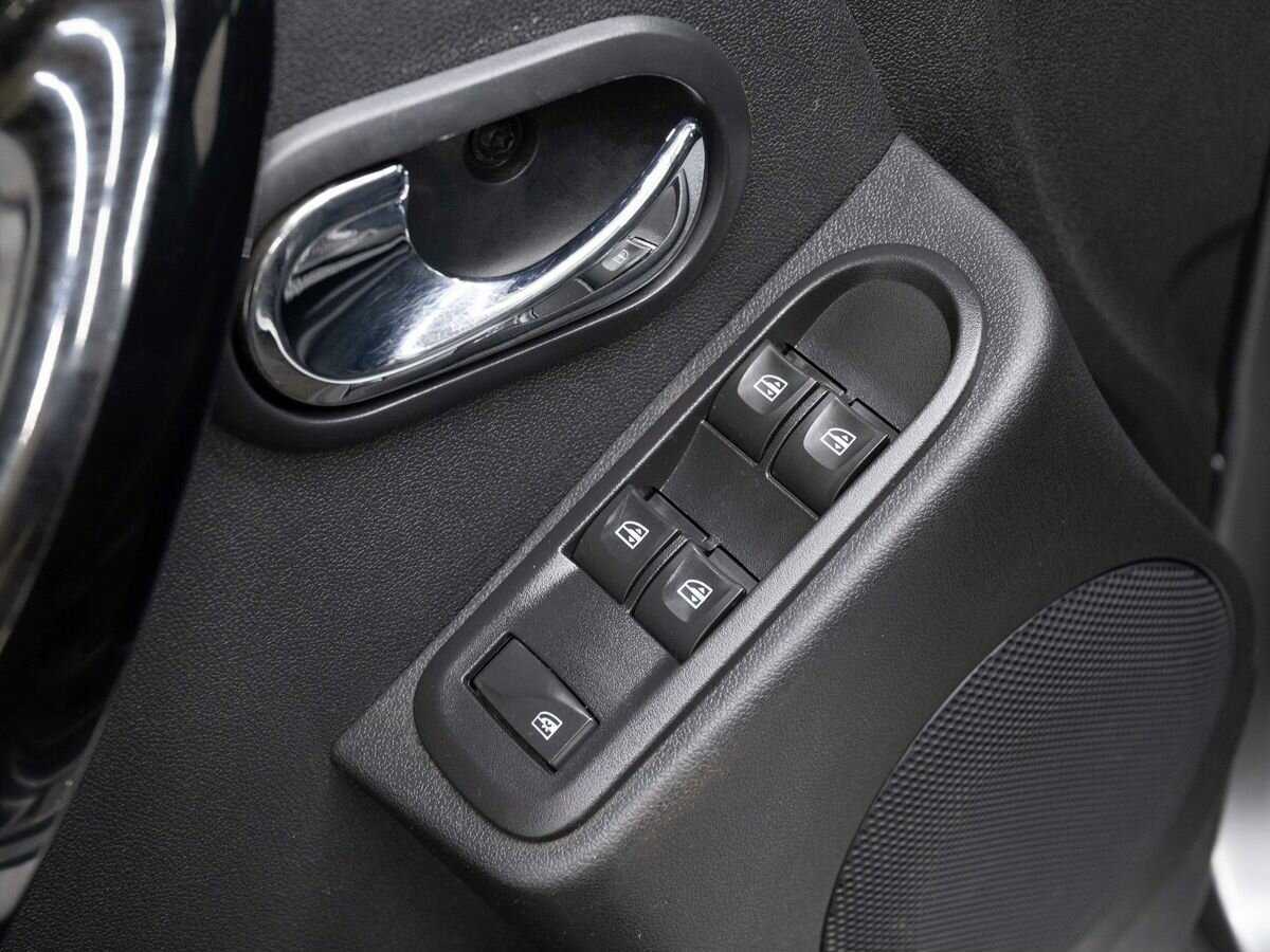 Renault Duster б/у, 2019, Механическая. Фото: #16