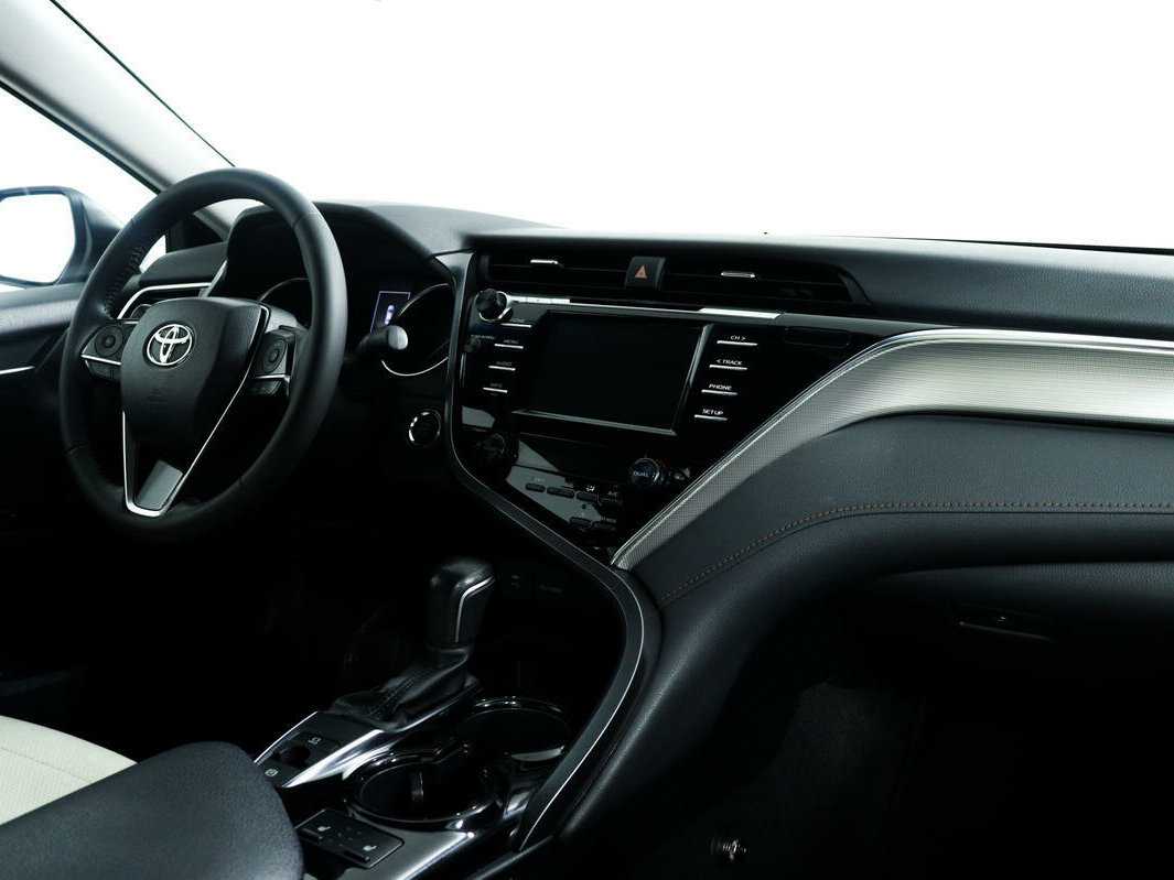 Toyota Camry б/у, 2019, Автоматическая. Фото: #8