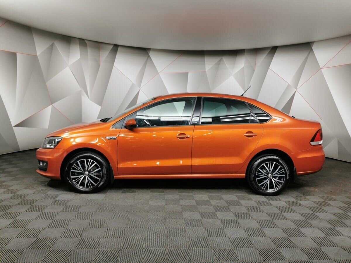 Volkswagen Polo б/у, 2016, Автоматическая. Фото: #4