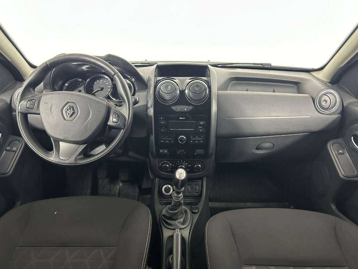 Renault Duster б/у, 2017, Механическая. Фото: #6