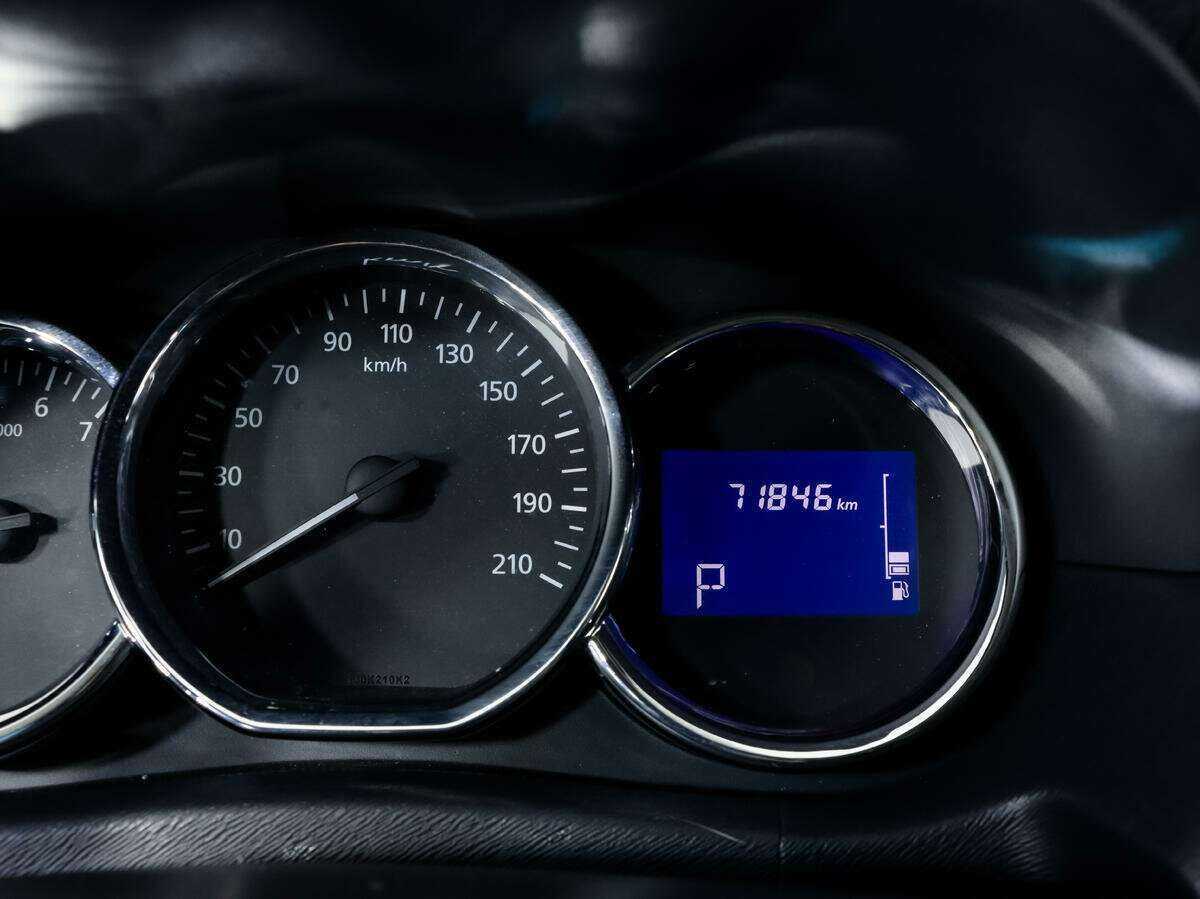 Nissan Terrano б/у, 2017, Автоматическая. Фото: #16