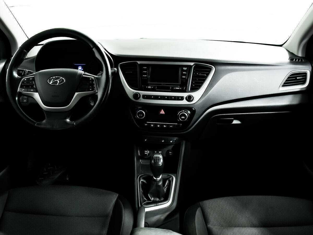Hyundai Solaris б/у, 2017, Механическая. Фото: #10