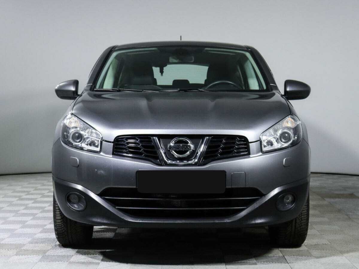 Nissan Qashqai б/у, 2012, Механическая. Фото: #1
