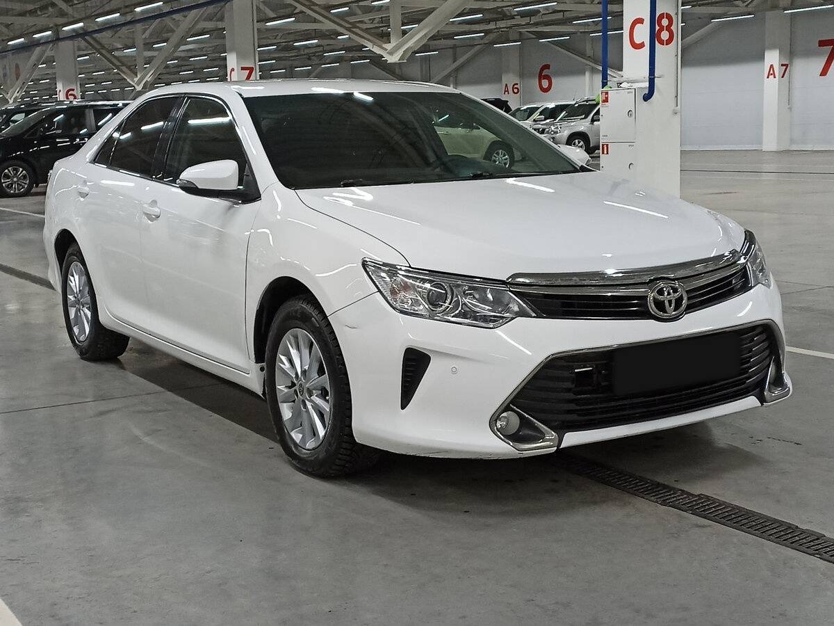 Toyota Camry б/у, 2016, Автоматическая. Фото: #2