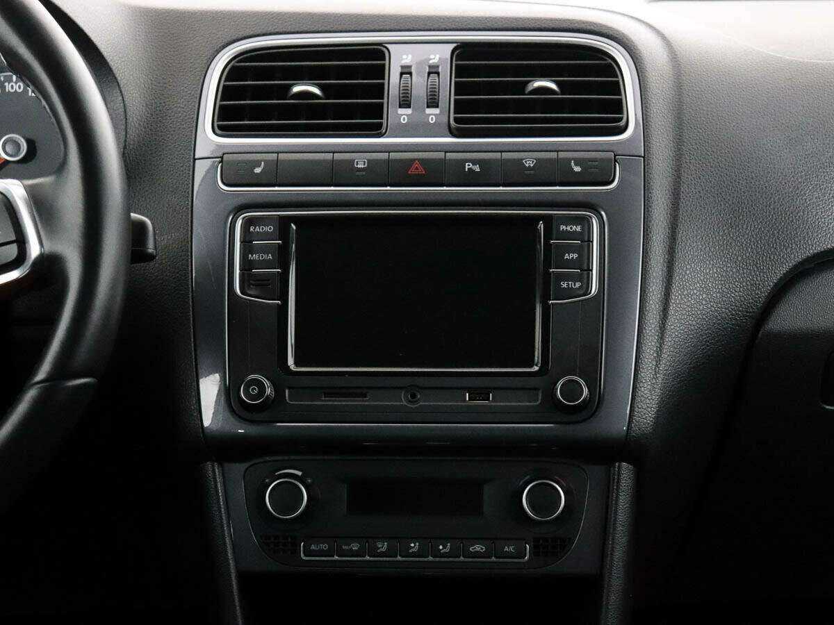 Volkswagen Polo б/у, 2019, Автоматическая. Фото: #10