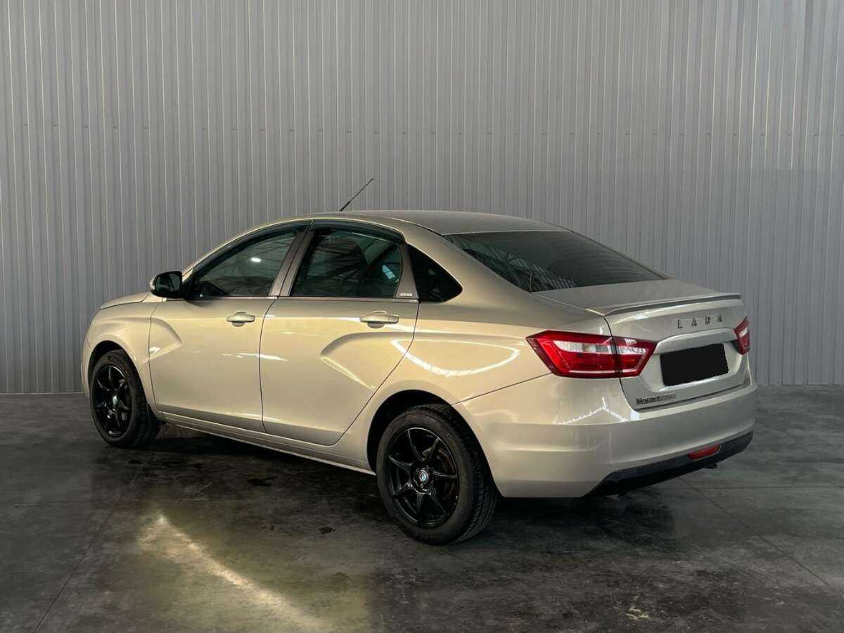 Lada (ВАЗ) Vesta б/у, 2017, Механическая. Фото: #6