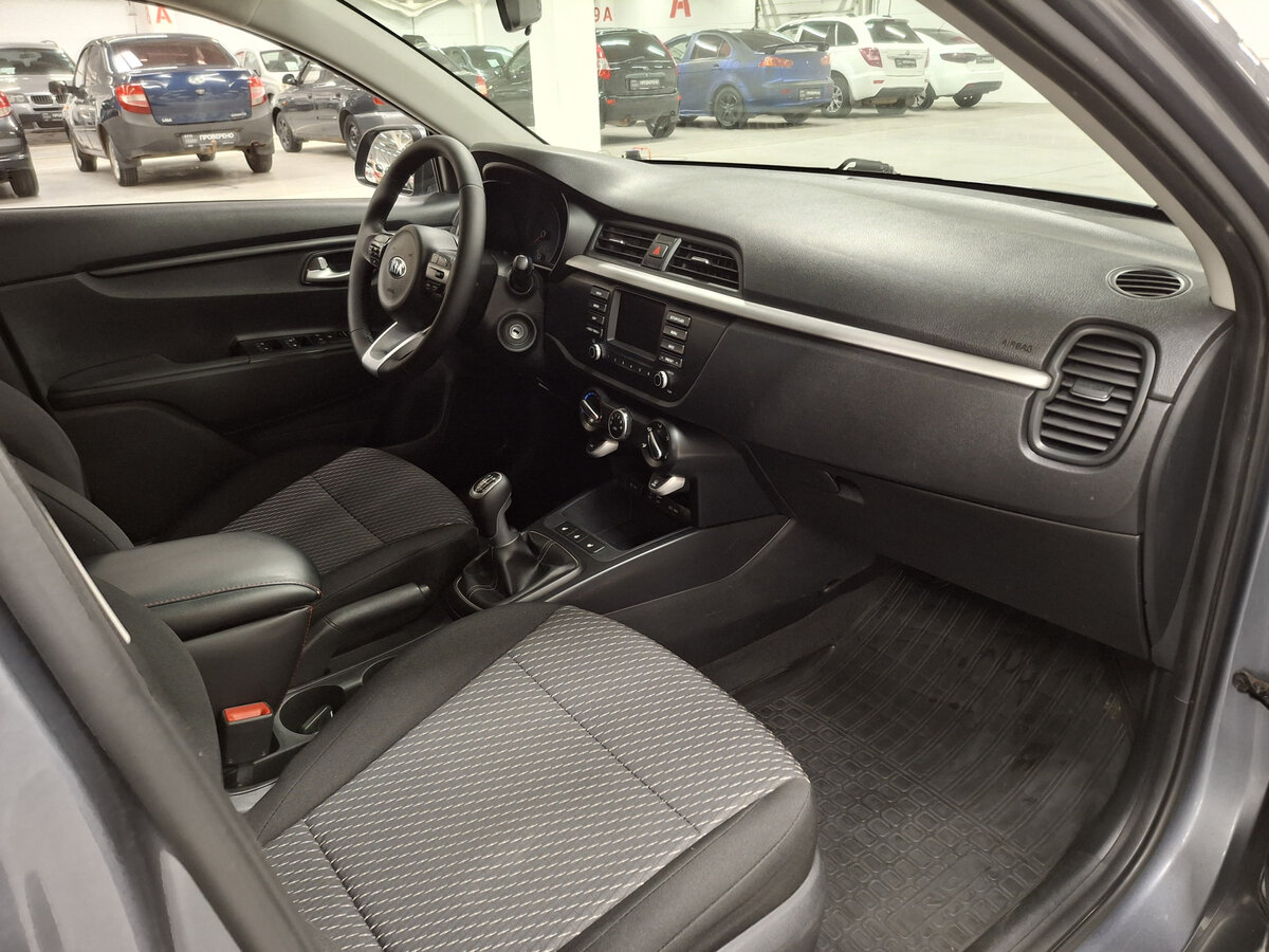 Kia Rio б/у, 2018, Механическая. Фото: #10