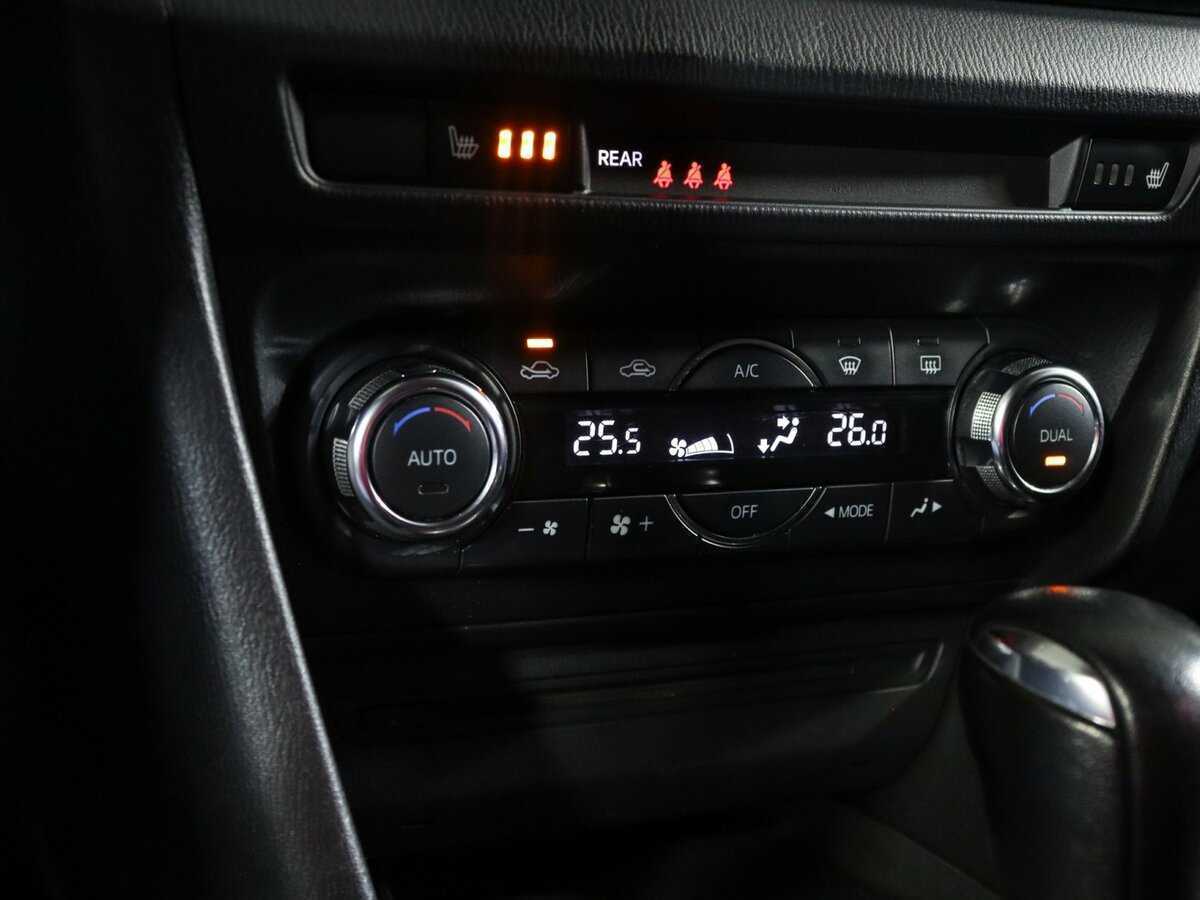 Mazda 3 б/у, 2014, Автоматическая. Фото: #16