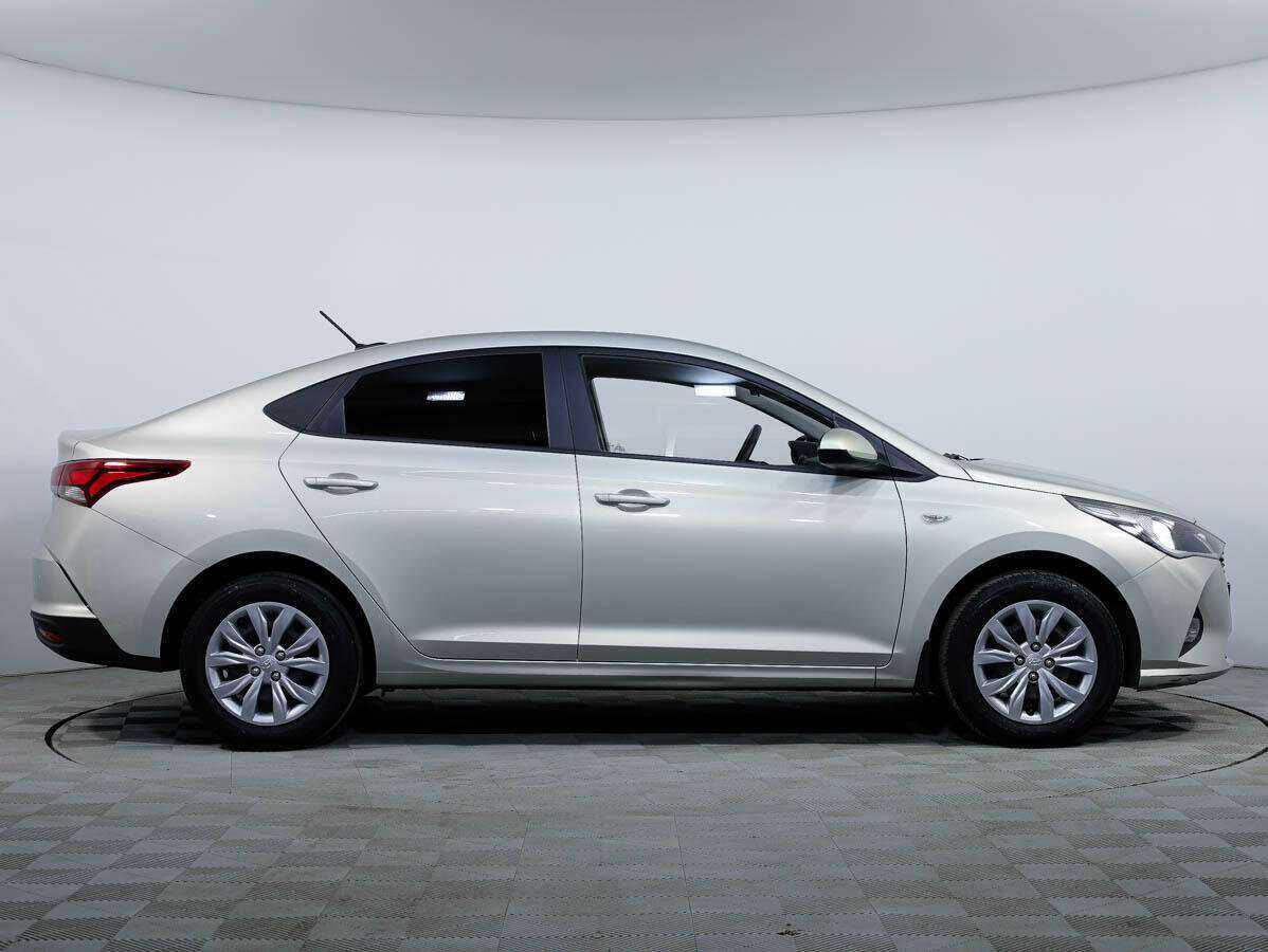 Hyundai Solaris б/у, 2020, Автоматическая. Фото: #2