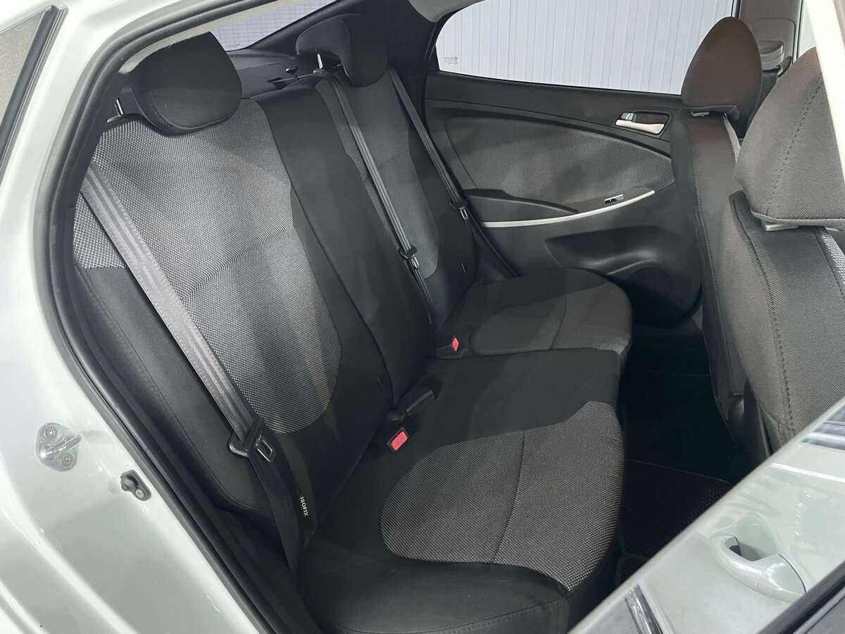 Hyundai Solaris б/у, 2013, Механическая. Фото: #15