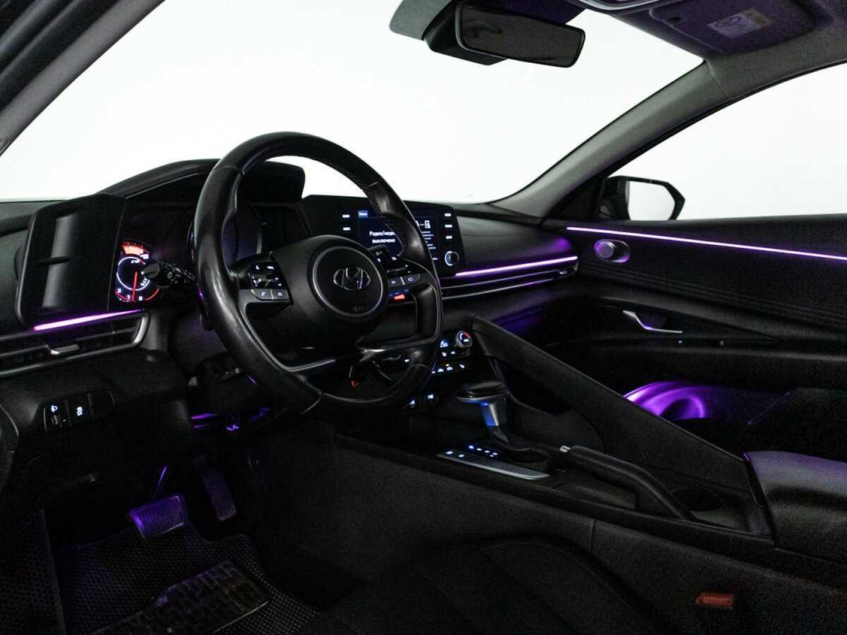 Hyundai Elantra б/у, 2021, Автоматическая. Фото: #18