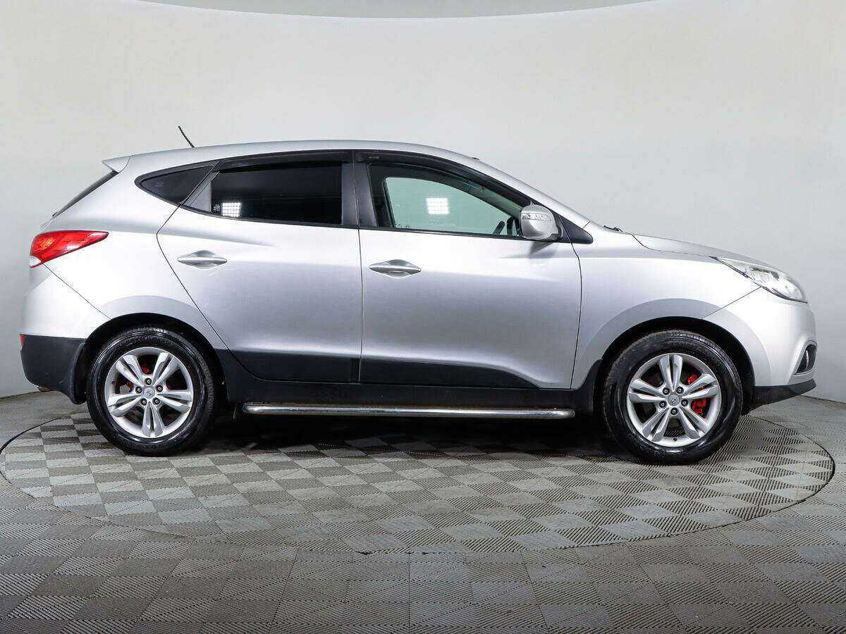 Hyundai ix35 б/у, 2012, Механическая. Фото: #3