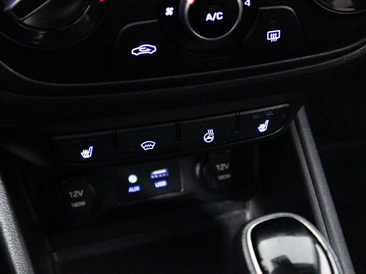 Hyundai Solaris б/у, 2018, Автоматическая. Фото: #14