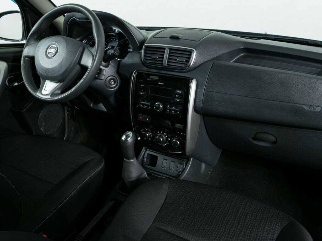 Nissan Terrano б/у, 2020, Механическая. Фото: #7