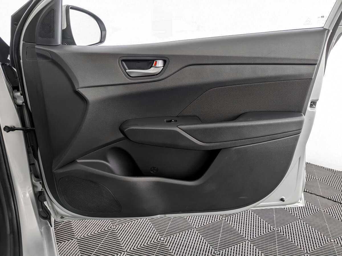 Hyundai Solaris б/у, 2019, Автоматическая. Фото: #18