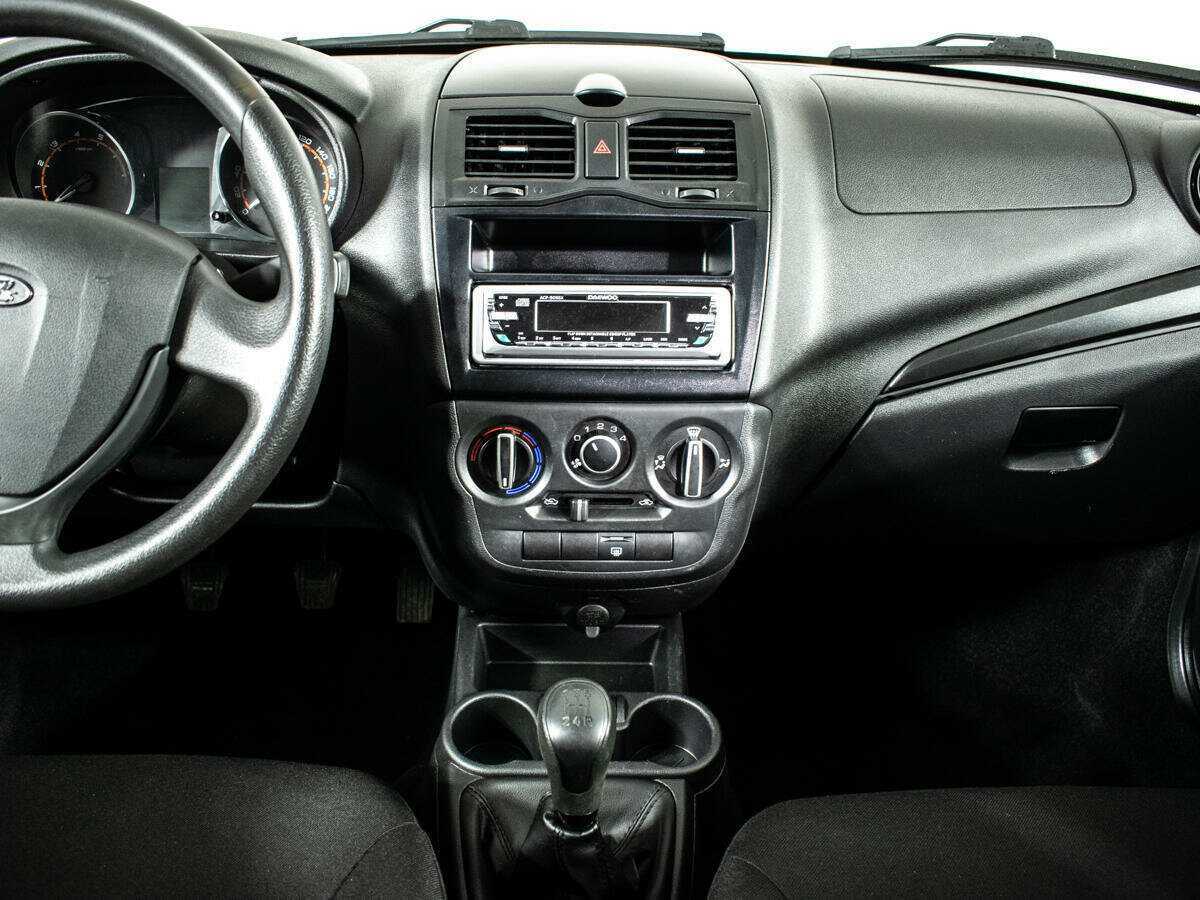 Lada (ВАЗ) Granta б/у, 2019, Механическая. Фото: #8