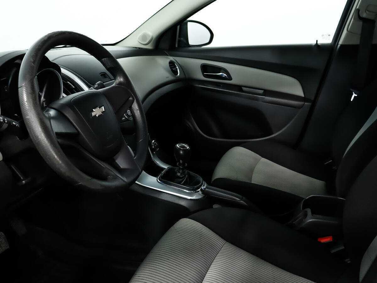 Chevrolet Cruze б/у, 2013, Механическая. Фото: #5