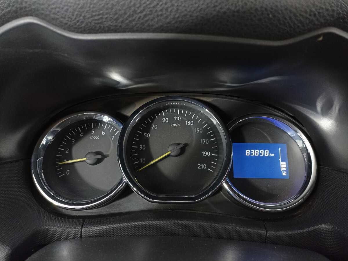 Renault Duster б/у, 2017, Механическая. Фото: #10