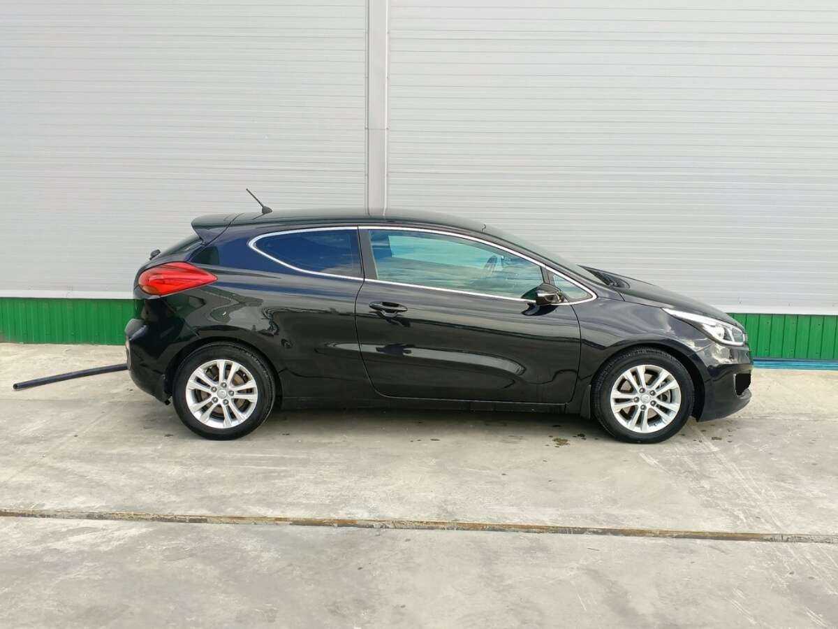 Kia Ceed б/у, 2015, Автоматическая. Фото: #3