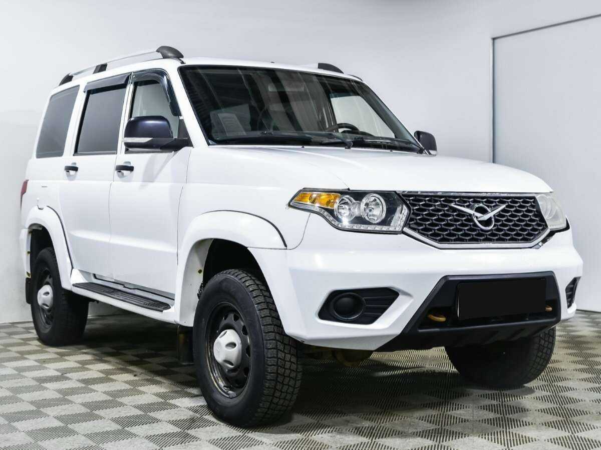 УАЗ Patriot б/у, 2017, Механическая. Фото: #2