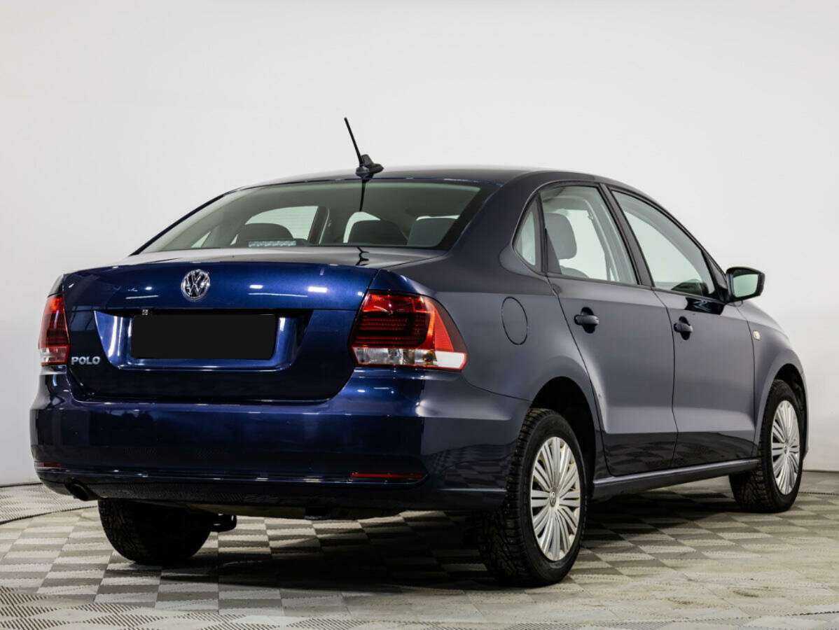 Volkswagen Polo б/у, 2017, Автоматическая. Фото: #2
