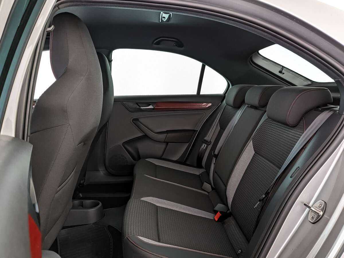 Volkswagen Polo б/у, 2021, Роботизированная. Фото: #13