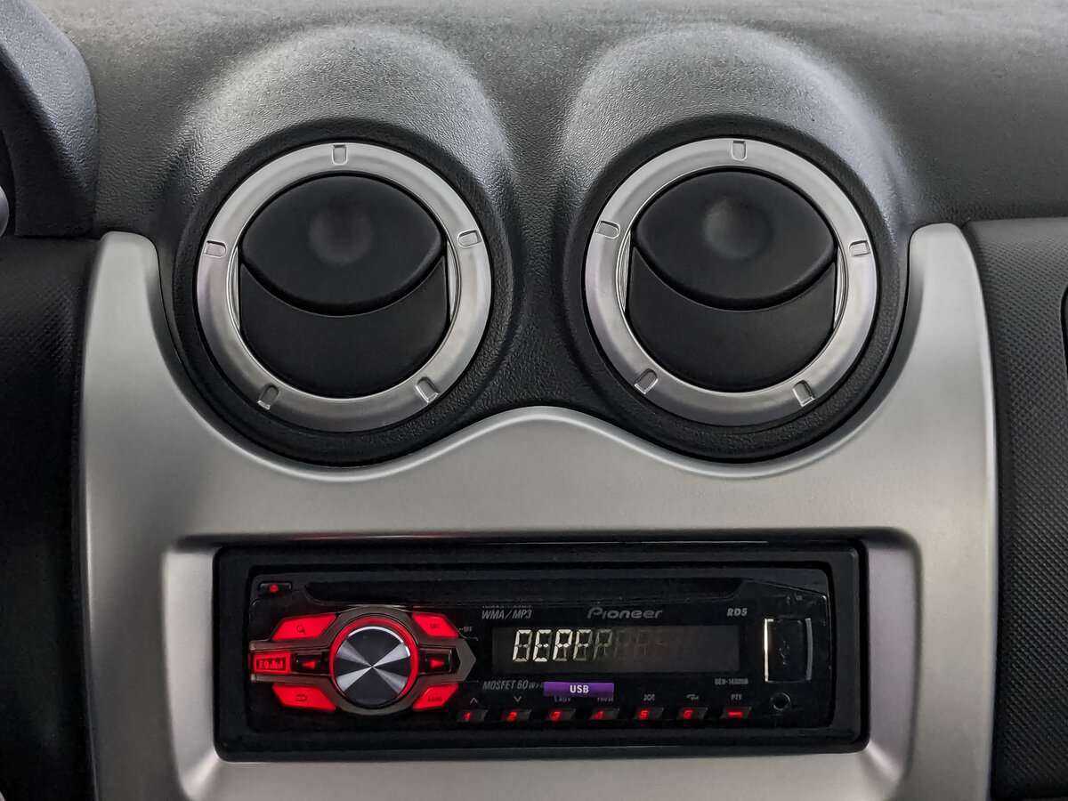 Renault Sandero б/у, 2013, Автоматическая. Фото: #11