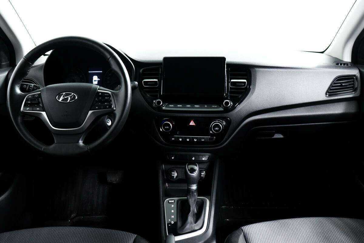 Hyundai Solaris б/у, 2021, Автоматическая. Фото: #8