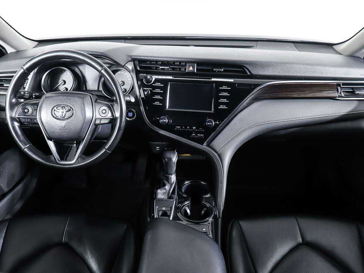Toyota Camry б/у, 2018, Автоматическая. Фото: #10