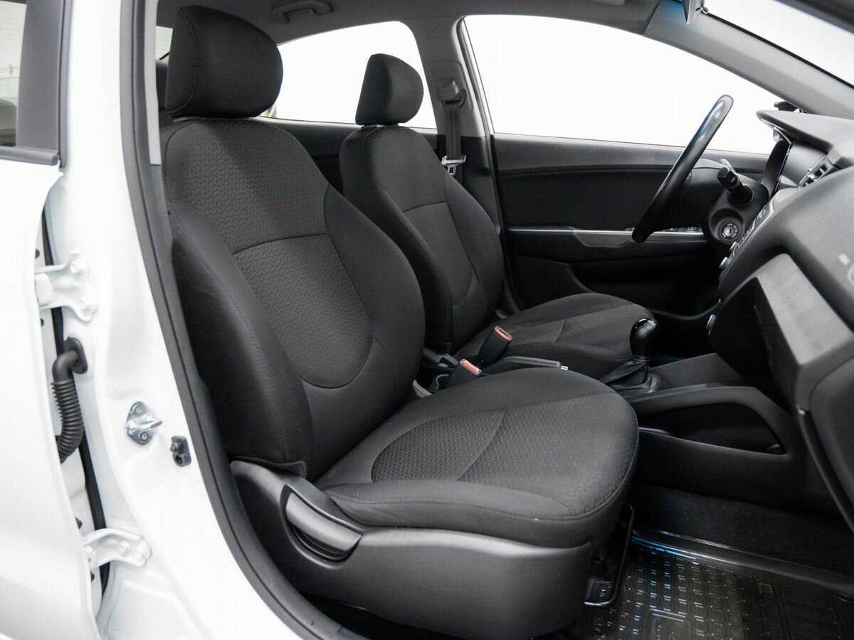 Kia Rio б/у, 2016, Автоматическая. Фото: #7