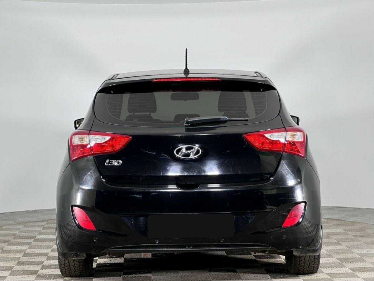 Hyundai i30 б/у, 2014, Автоматическая. Фото: #3