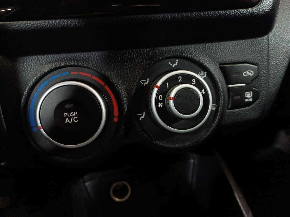 Kia Rio б/у, 2012, Механическая. Фото: #13